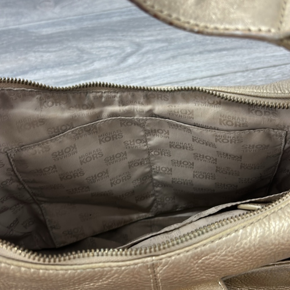 Michael Kors Gold Metallic Leather Hobo Shoulder Bag - Picture 7 of 8